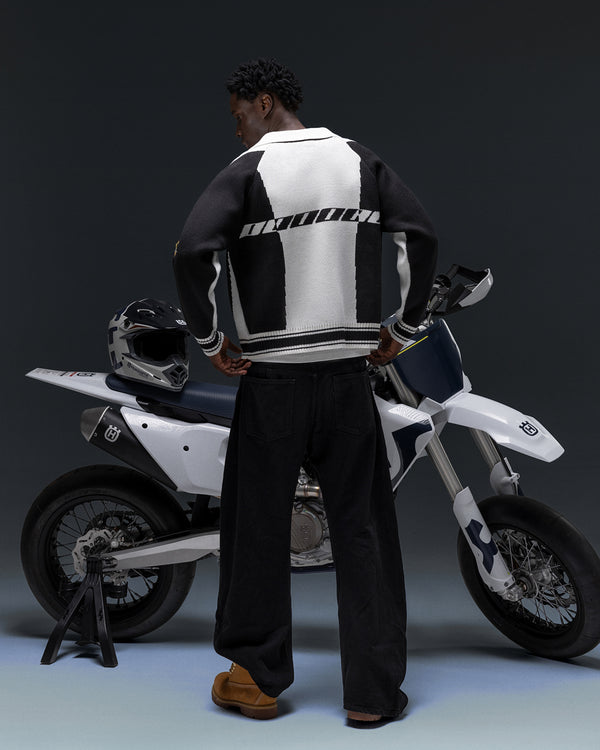 Zip-sweater THE ONE black white