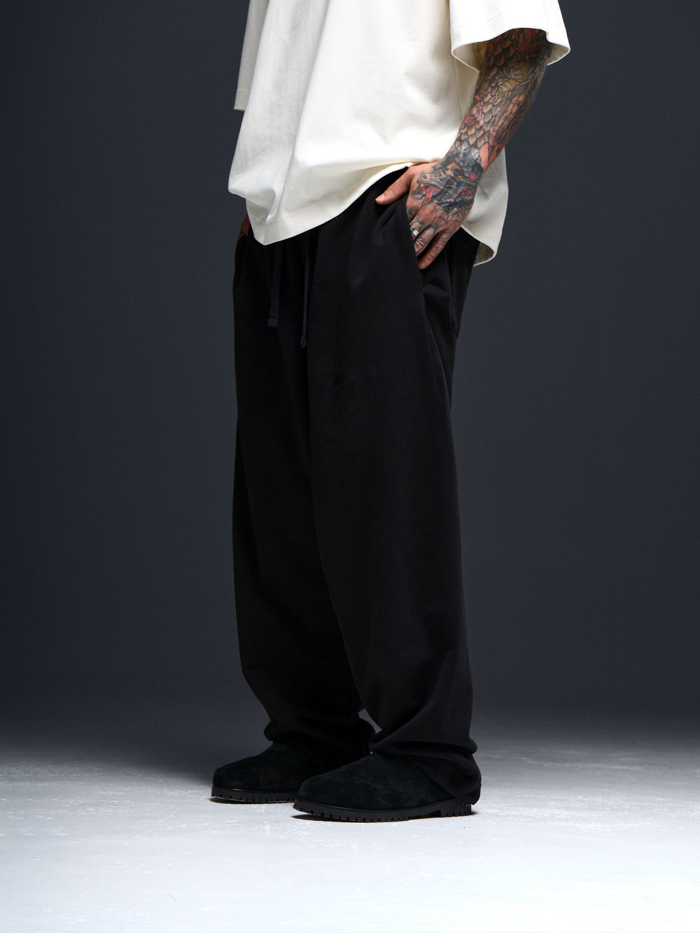 Straight pants ONE black
