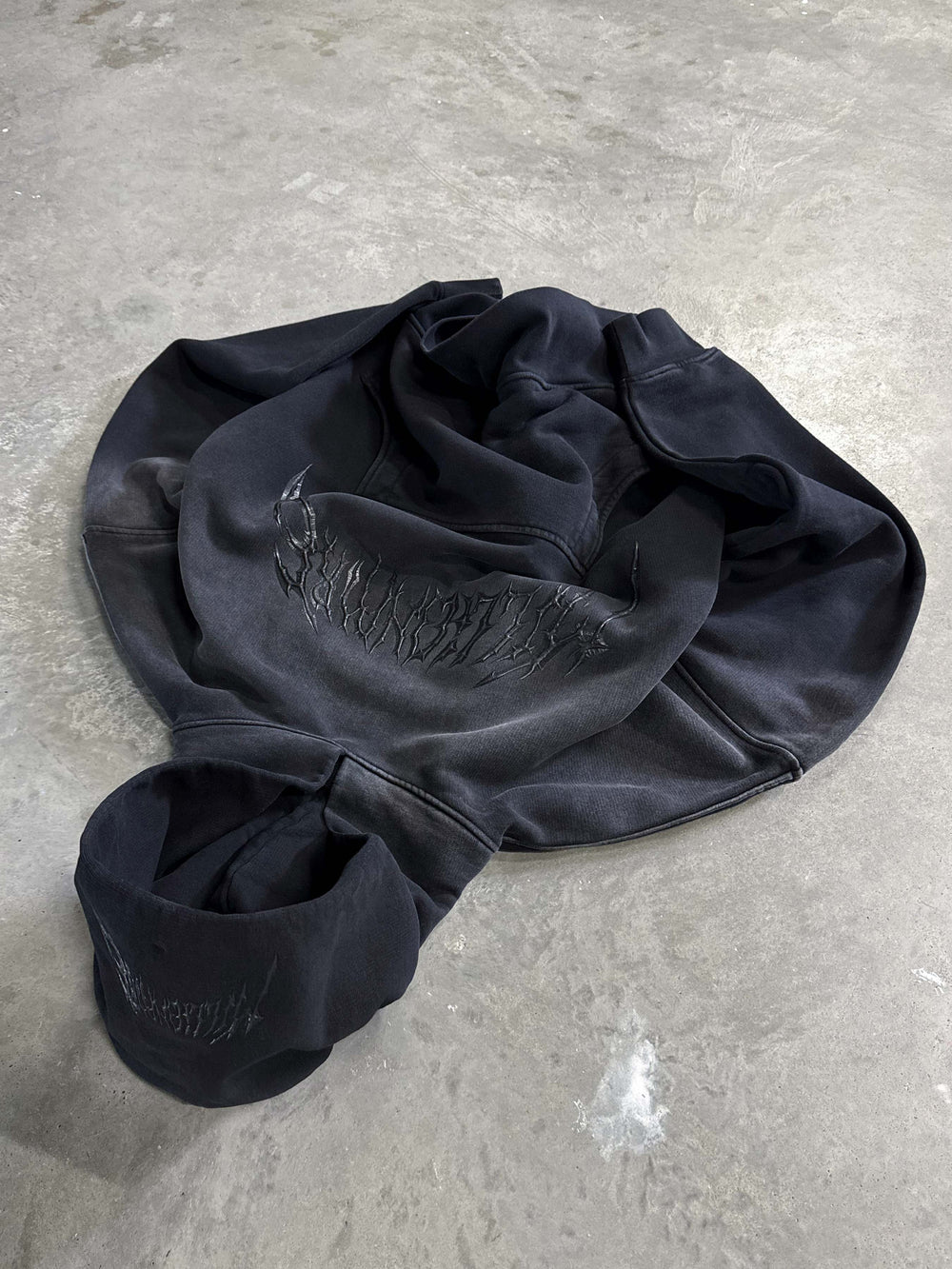 Hoodie Royal 2.0 washed black
